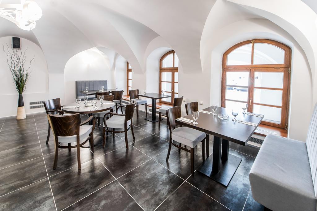 Hotel U Lva Bílina 외부 사진
