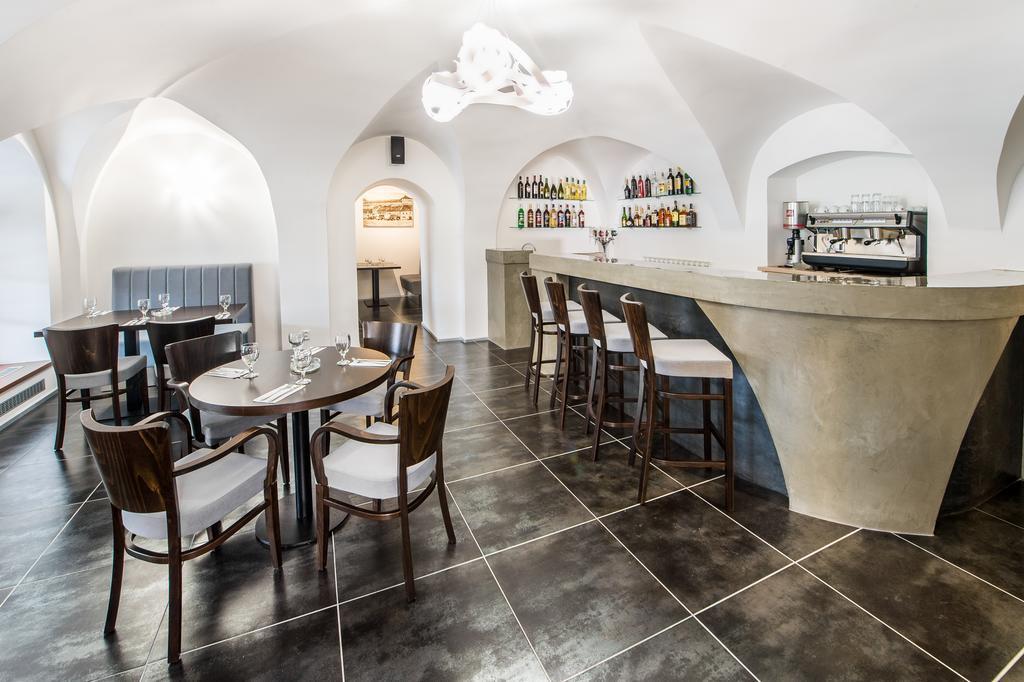 Hotel U Lva Bílina 외부 사진