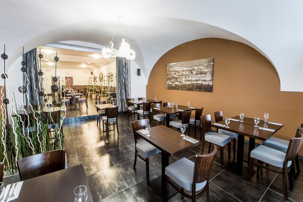 Hotel U Lva Bílina 외부 사진